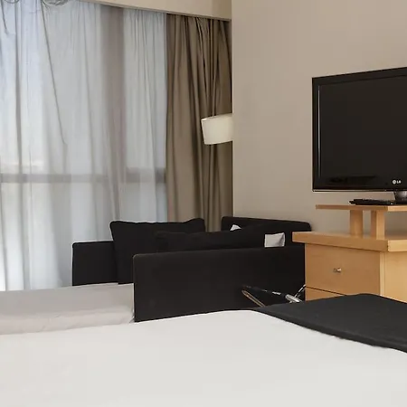 Hotell Alameda Plaza 4*