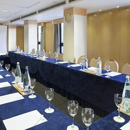 Hotell Alameda Plaza 4*