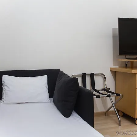 Alameda Plaza 4*