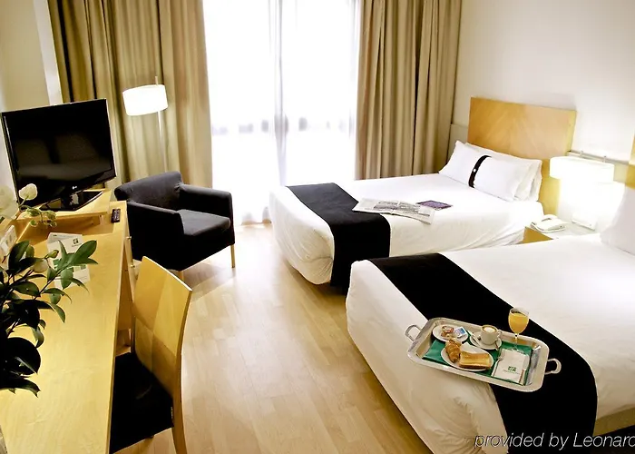 Hotel Alameda Plaza 4*