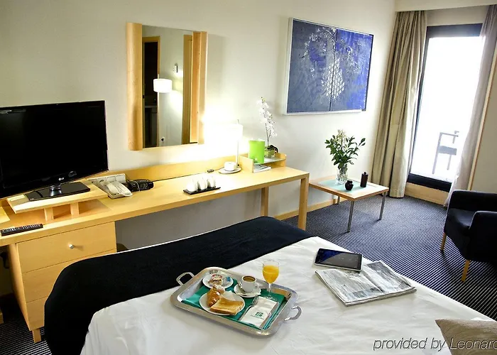 Hotel Alameda Plaza 4*