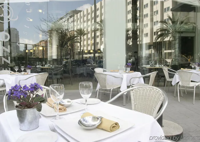 Hotel Alameda Plaza 4*