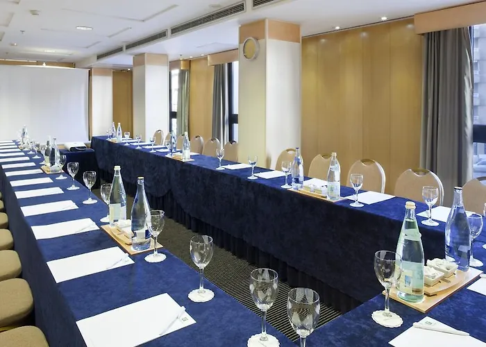 Hotel Alameda Plaza 4*
